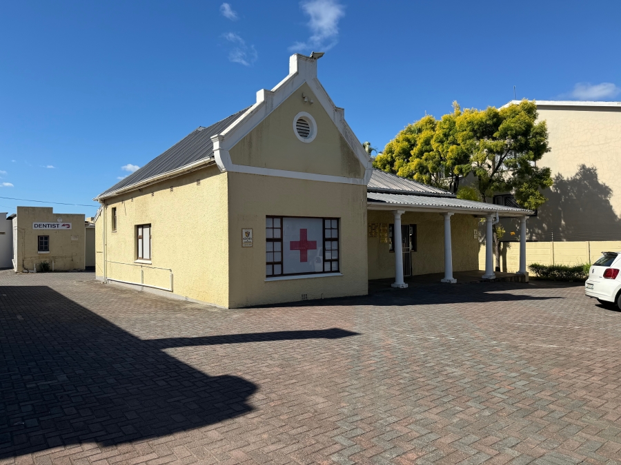 Commercial Property for Sale in Southernwood Eastern Cape
